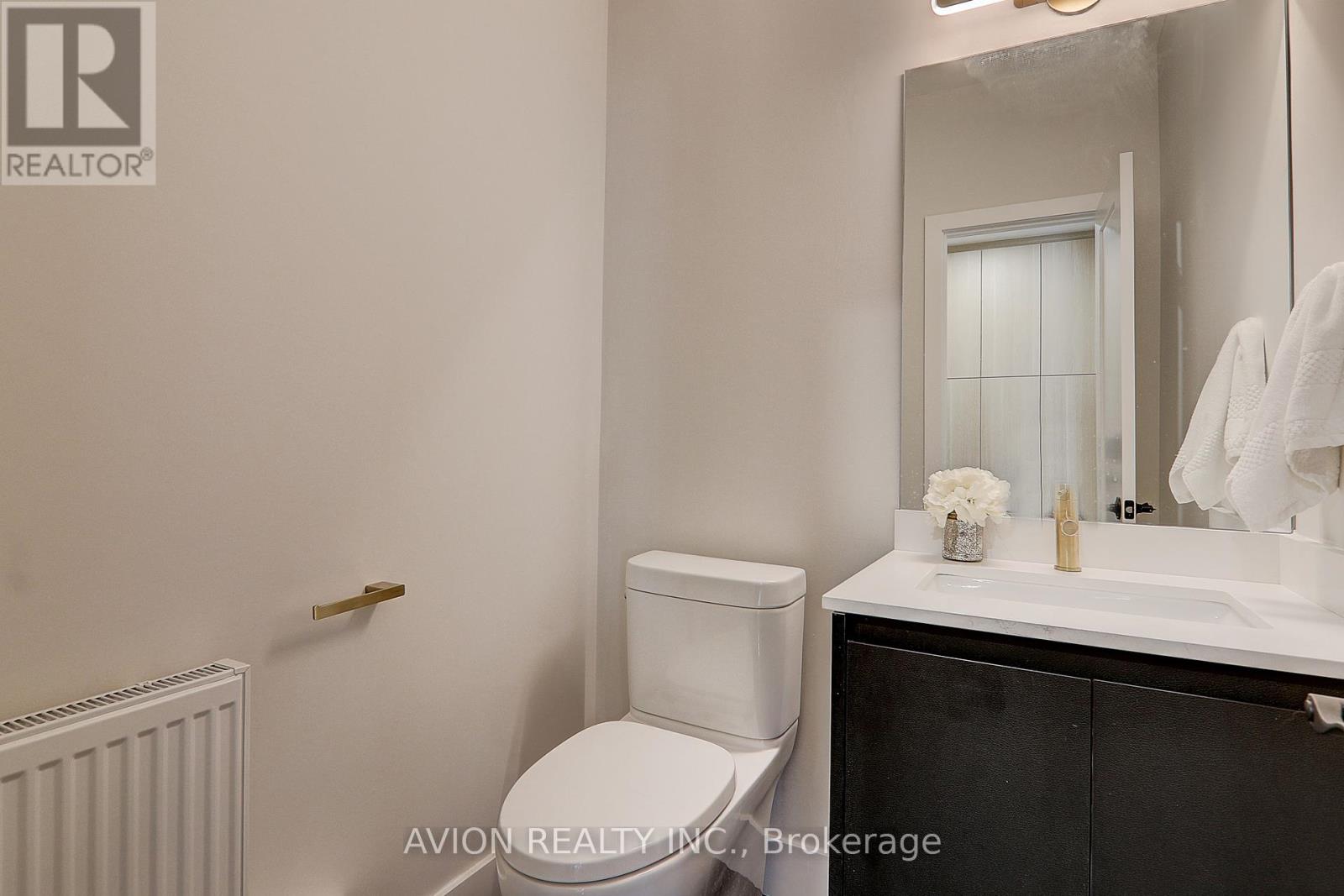 46 Braemar Avenue, Toronto, Ontario  M5P 2L2 - Photo 7 - C12489162