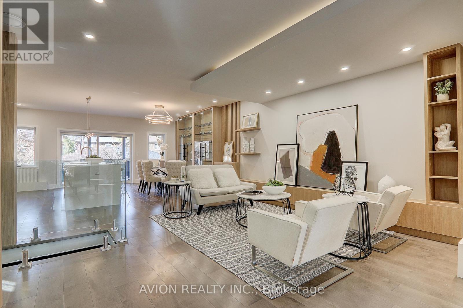 46 Braemar Avenue, Toronto, Ontario  M5P 2L2 - Photo 9 - C12489162