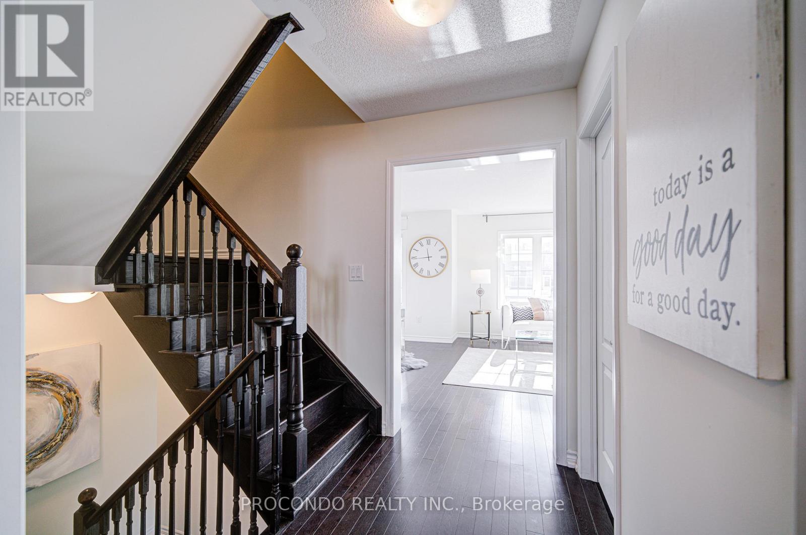 38 Bluegill Crescent, Whitby, Ontario  L1P 0E4 - Photo 16 - E12489132