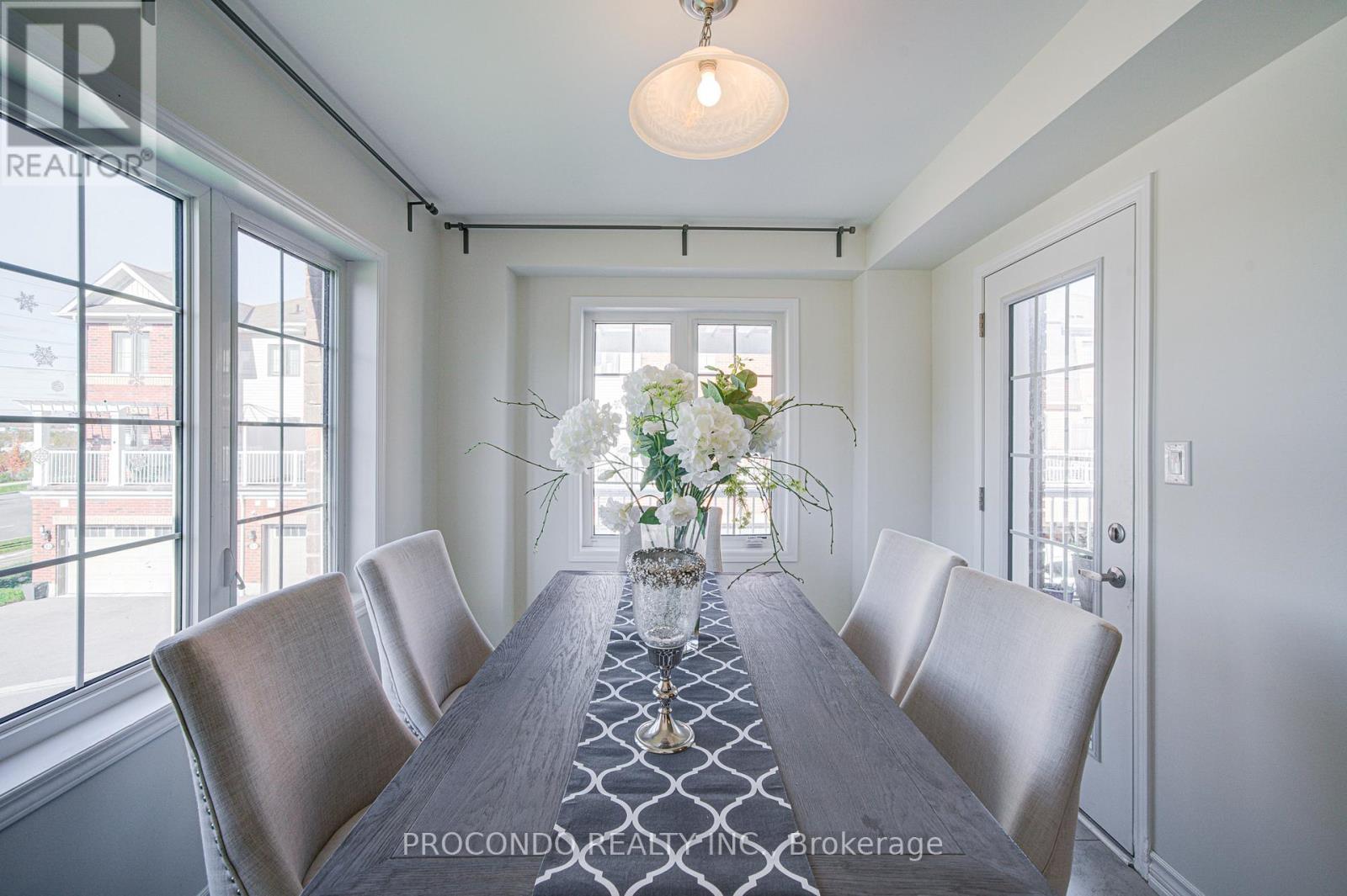 38 Bluegill Crescent, Whitby, Ontario  L1P 0E4 - Photo 21 - E12489132