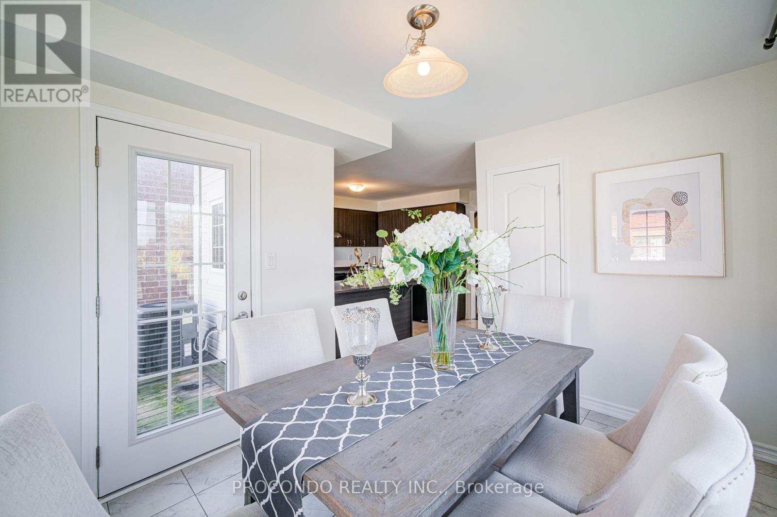 38 Bluegill Crescent, Whitby, Ontario  L1P 0E4 - Photo 23 - E12489132