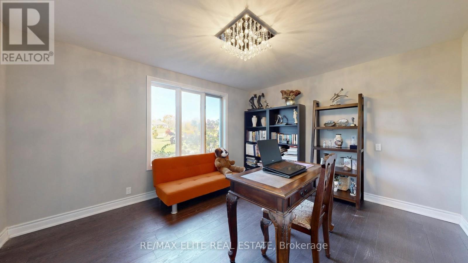 9 Island Lake Drive, Whitchurch-Stouffville, Ontario  L4A 3G7 - Photo 35 - N12489158