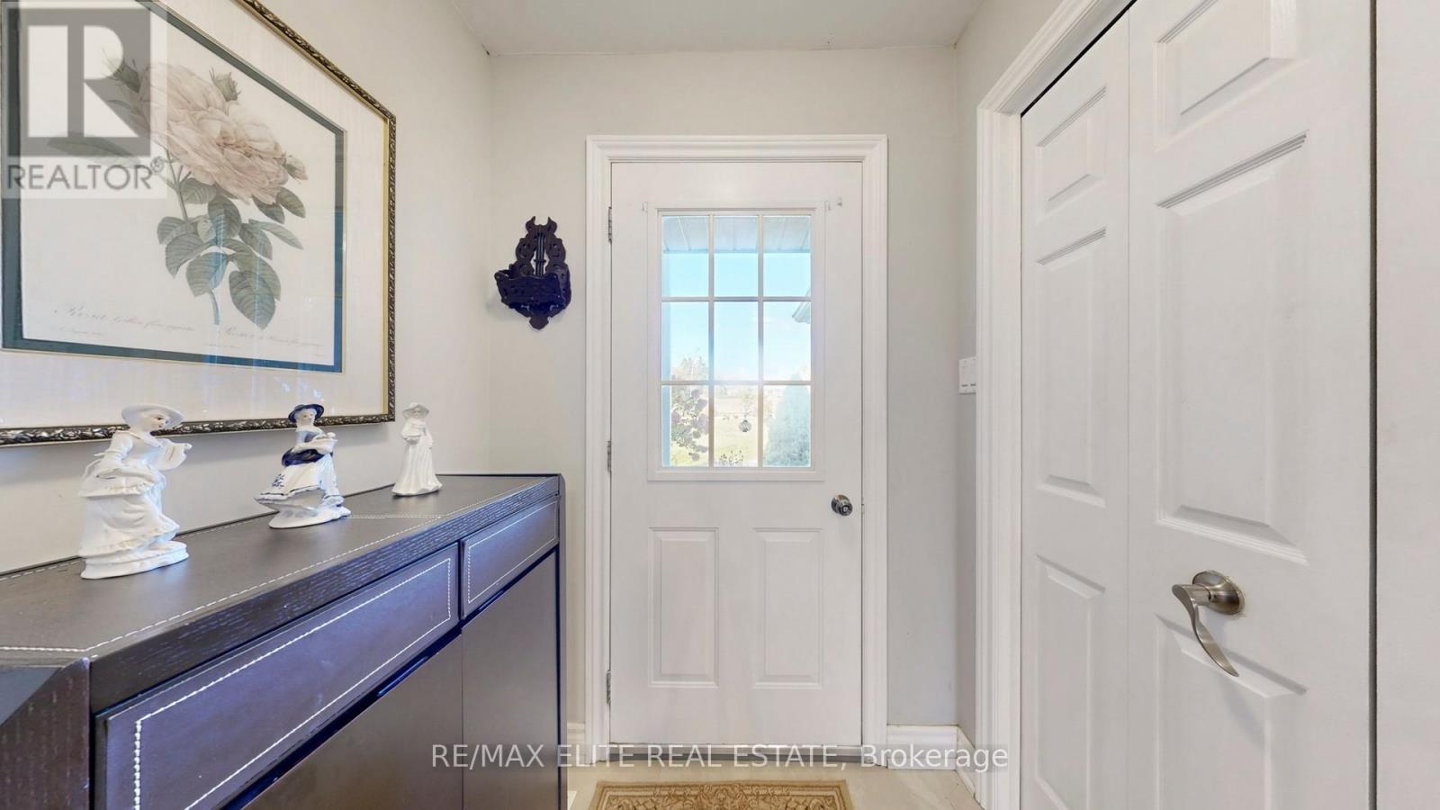 9 Island Lake Drive, Whitchurch-Stouffville, Ontario  L4A 3G7 - Photo 37 - N12489158