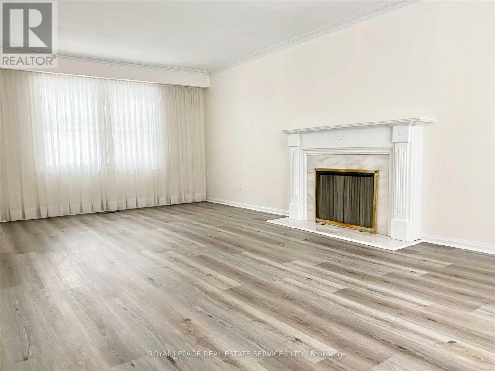 1268 Cleaver Drive, Oakville, Ontario  L6J 1W3 - Photo 3 - W12489120