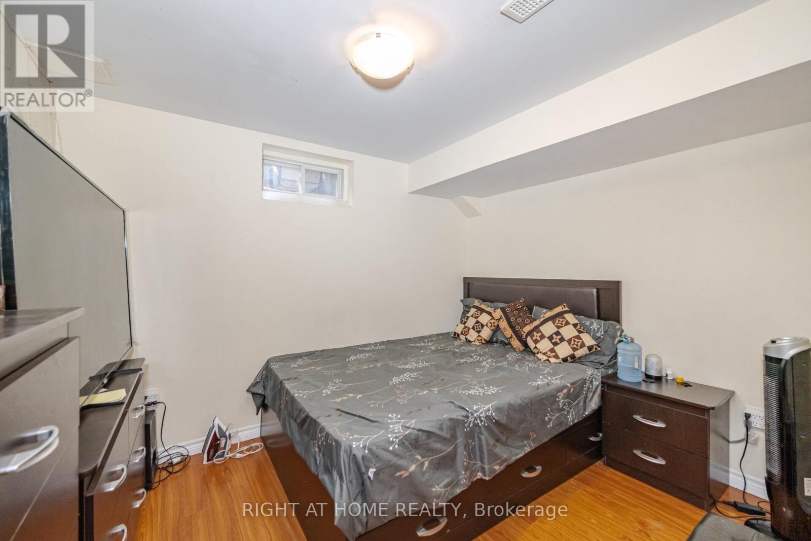 Basement - 30 Queen Mary Drive, Brampton, Ontario  L7A 1X7 - Photo 6 - W12489156