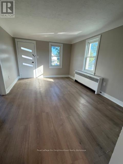 4143 Welland Street, Niagara Falls, Ontario  L2G 6J9 - Photo 6 - X12489124