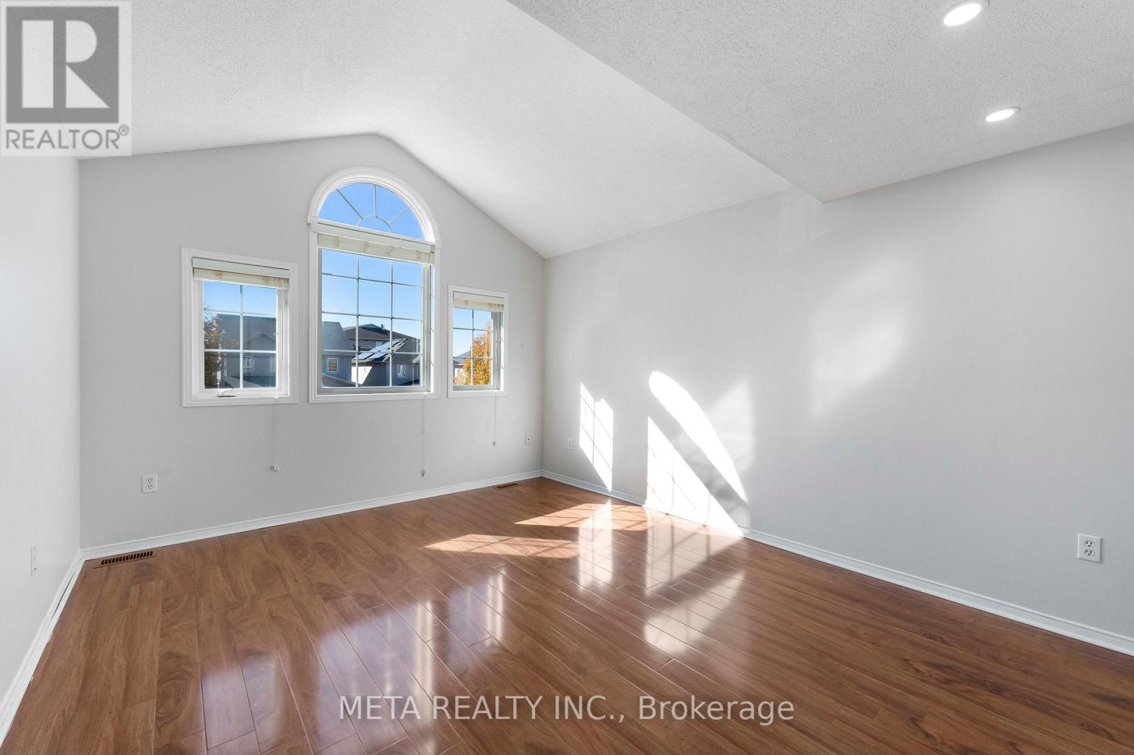 159 Lynch Circle, Guelph, Ontario  N1L 1R7 - Photo 13 - X12489130