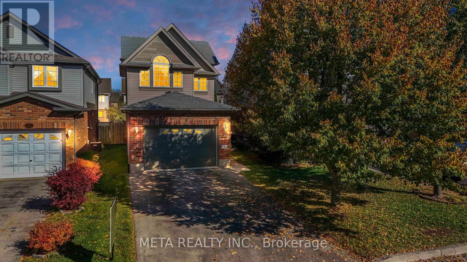 159 Lynch Circle, Guelph, Ontario  N1L 1R7 - Photo 2 - X12489130