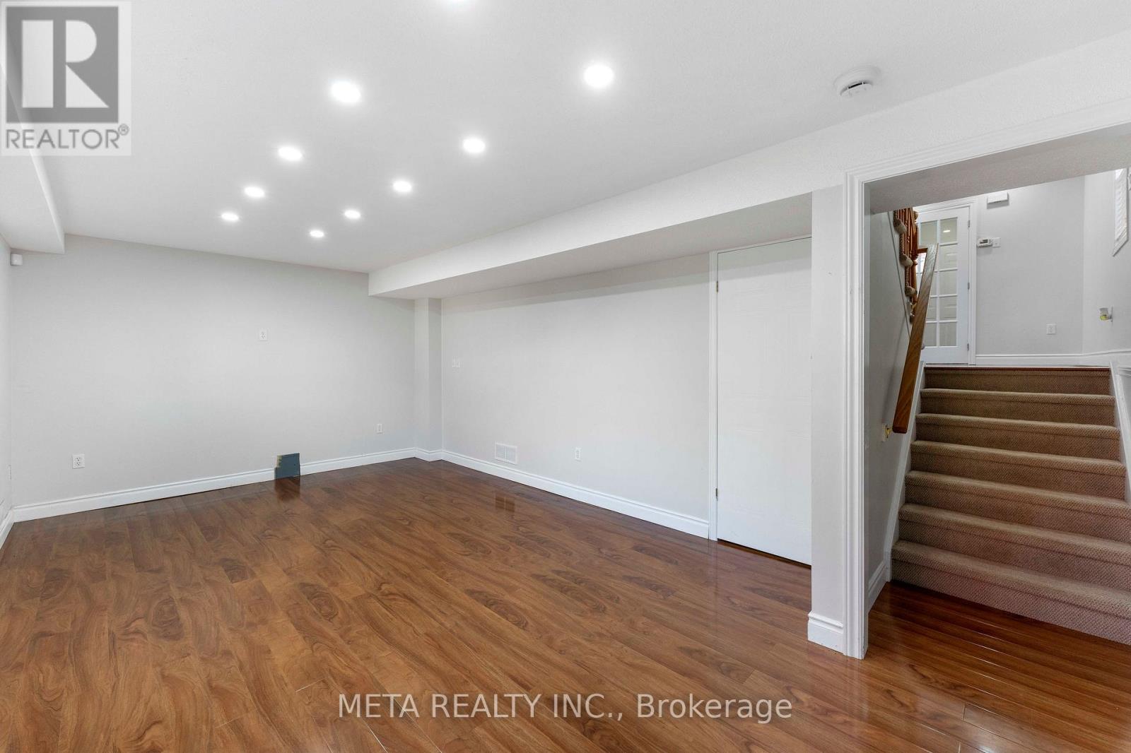 159 Lynch Circle, Guelph, Ontario  N1L 1R7 - Photo 24 - X12489130