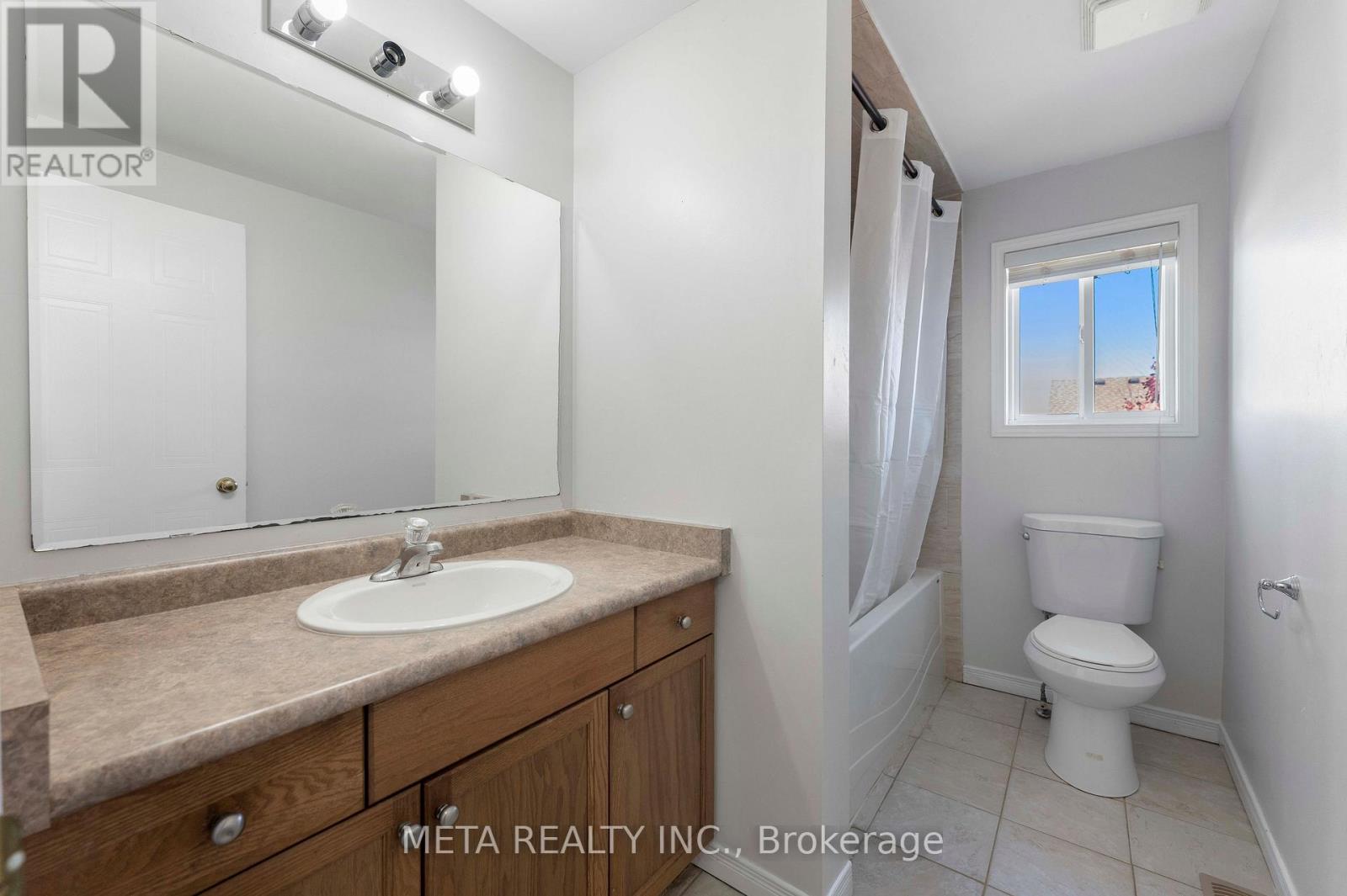 159 Lynch Circle, Guelph, Ontario  N1L 1R7 - Photo 28 - X12489130