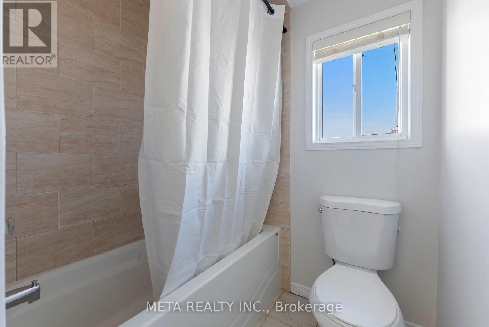 159 Lynch Circle, Guelph, Ontario  N1L 1R7 - Photo 29 - X12489130