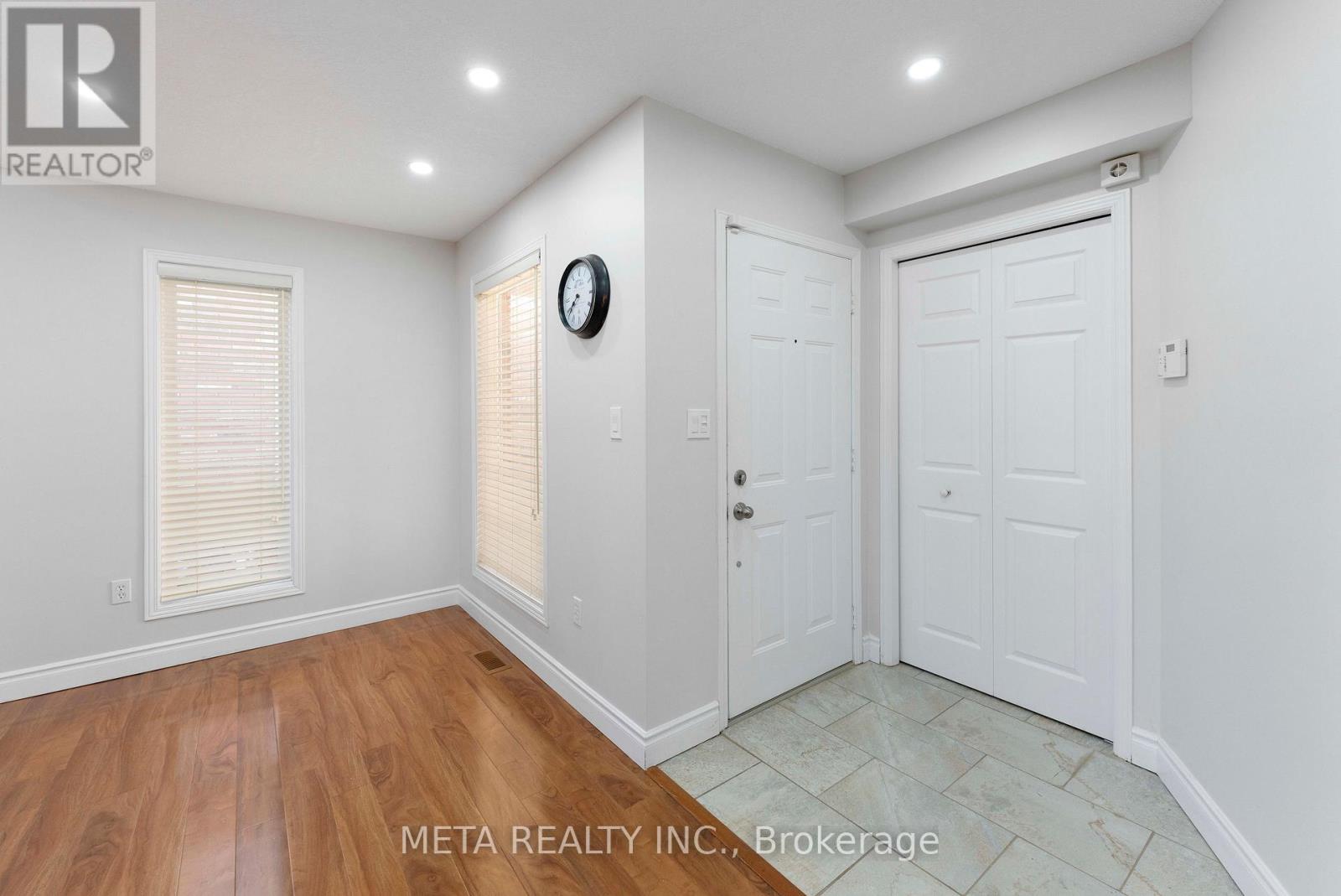 159 Lynch Circle, Guelph, Ontario  N1L 1R7 - Photo 31 - X12489130