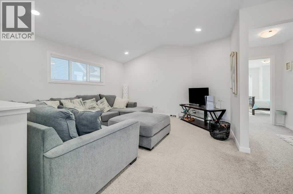 240 Magnolia Heath Se, Calgary, Alberta  T3M 3A2 - Photo 14 - A2266145