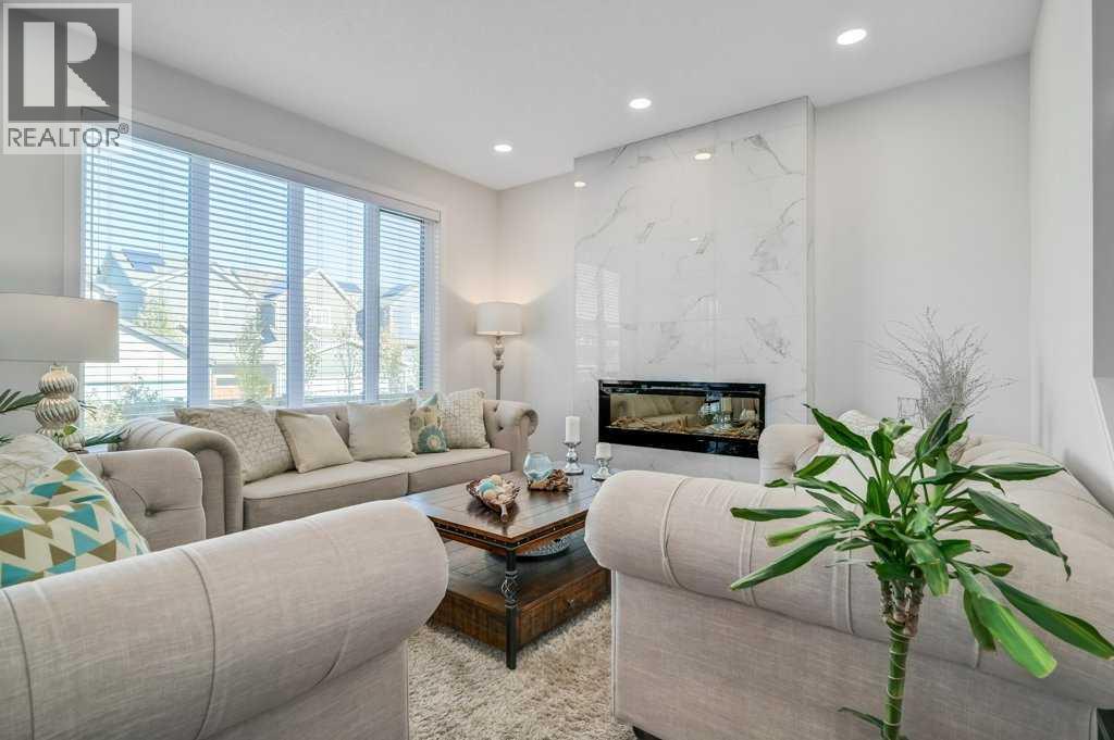 240 Magnolia Heath Se, Calgary, Alberta  T3M 3A2 - Photo 8 - A2266145