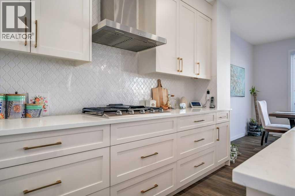 240 Magnolia Heath Se, Calgary, Alberta  T3M 3A2 - Photo 7 - A2266145
