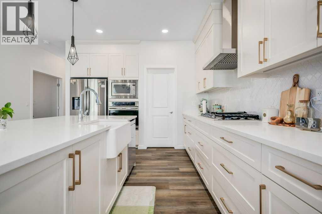 240 Magnolia Heath Se, Calgary, Alberta  T3M 3A2 - Photo 4 - A2266145