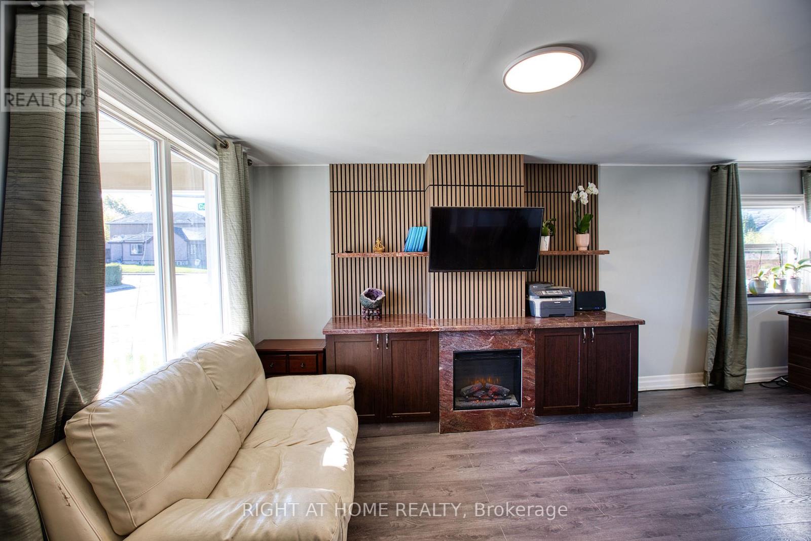 Unknown Address, ,     - Photo 20 - X12475180