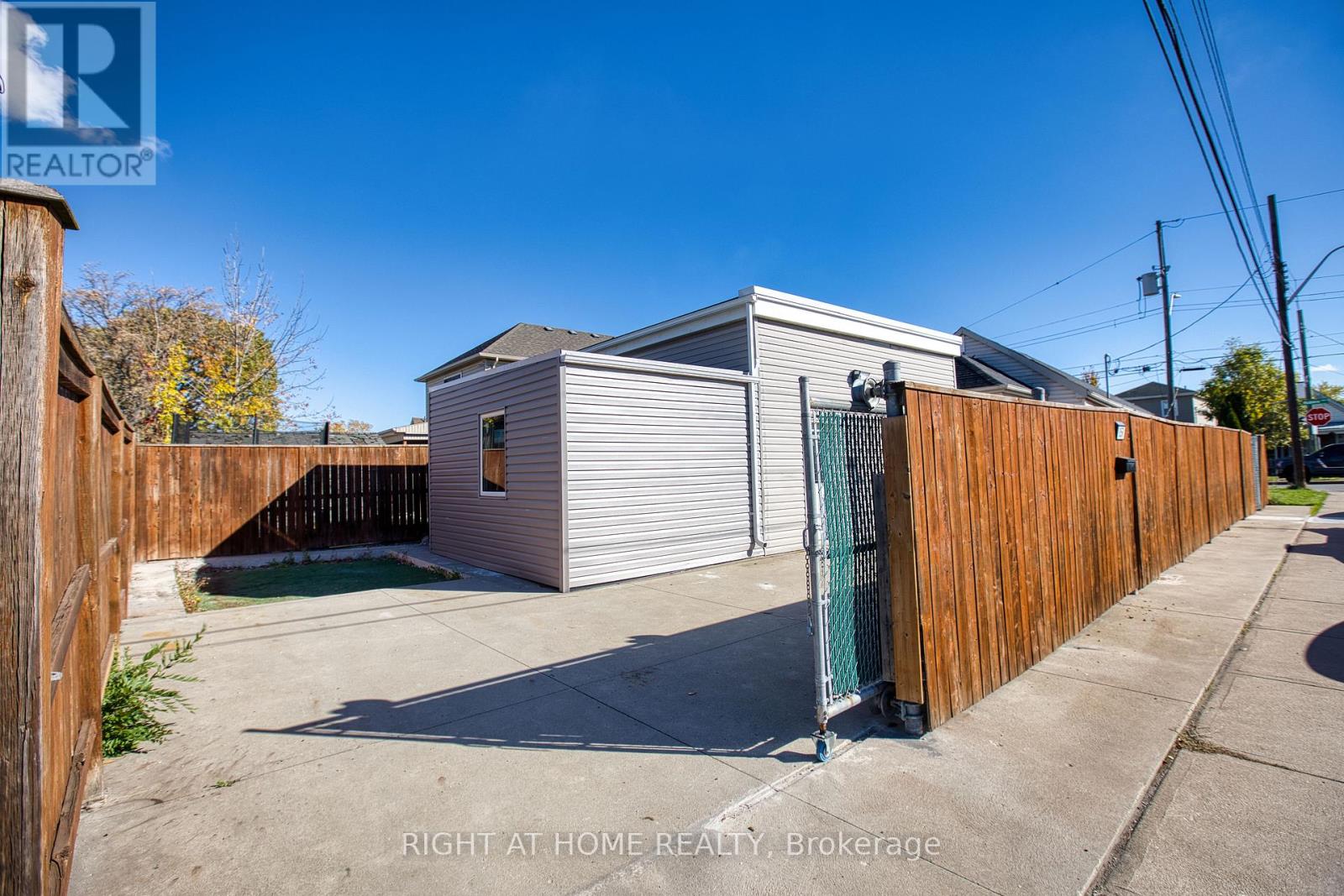 Unknown Address, ,     - Photo 4 - X12475180