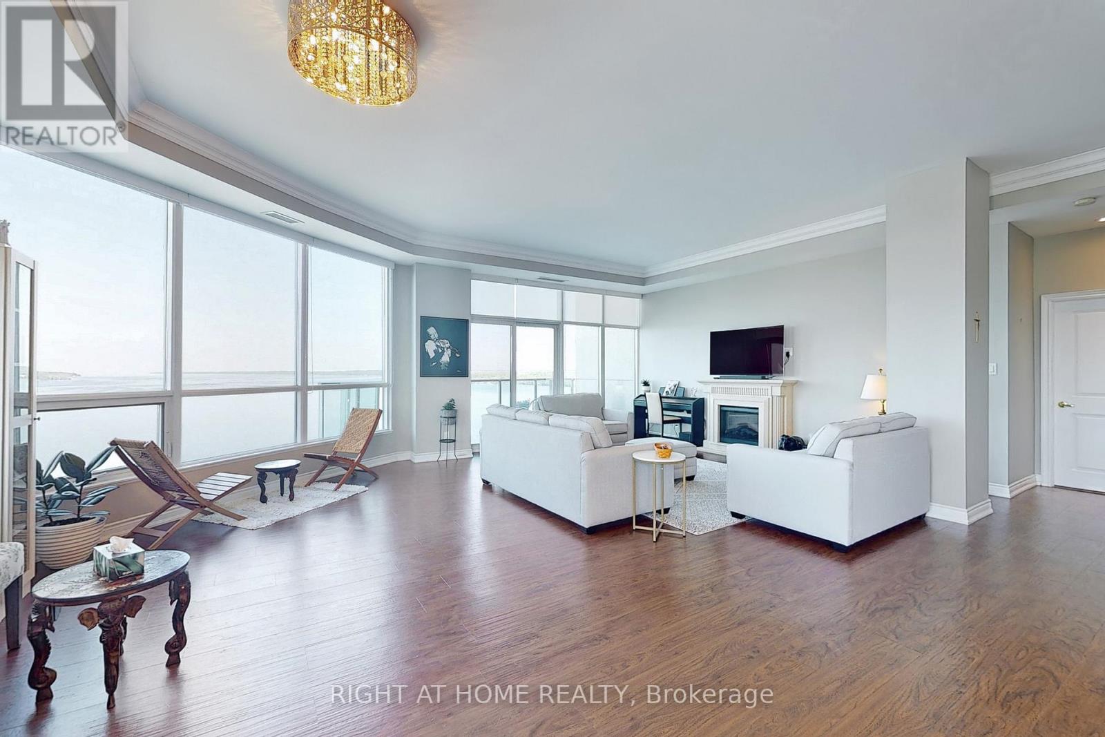 Ph06 - 37 Ellen Street, Barrie (Lakeshore), Ontario  L0K 1S0 - Photo 15 - S12489174