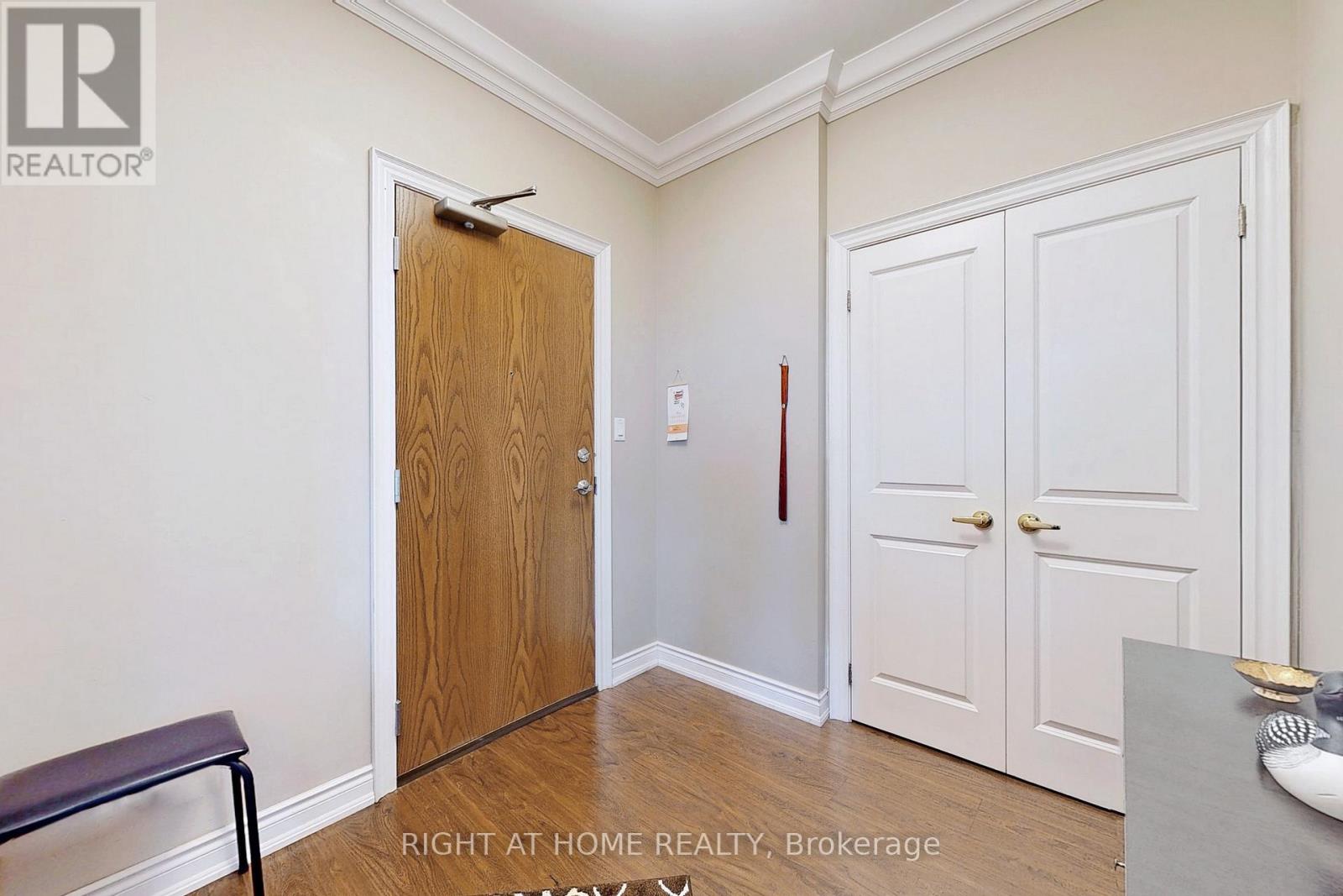 Ph06 - 37 Ellen Street, Barrie (Lakeshore), Ontario  L0K 1S0 - Photo 7 - S12489174