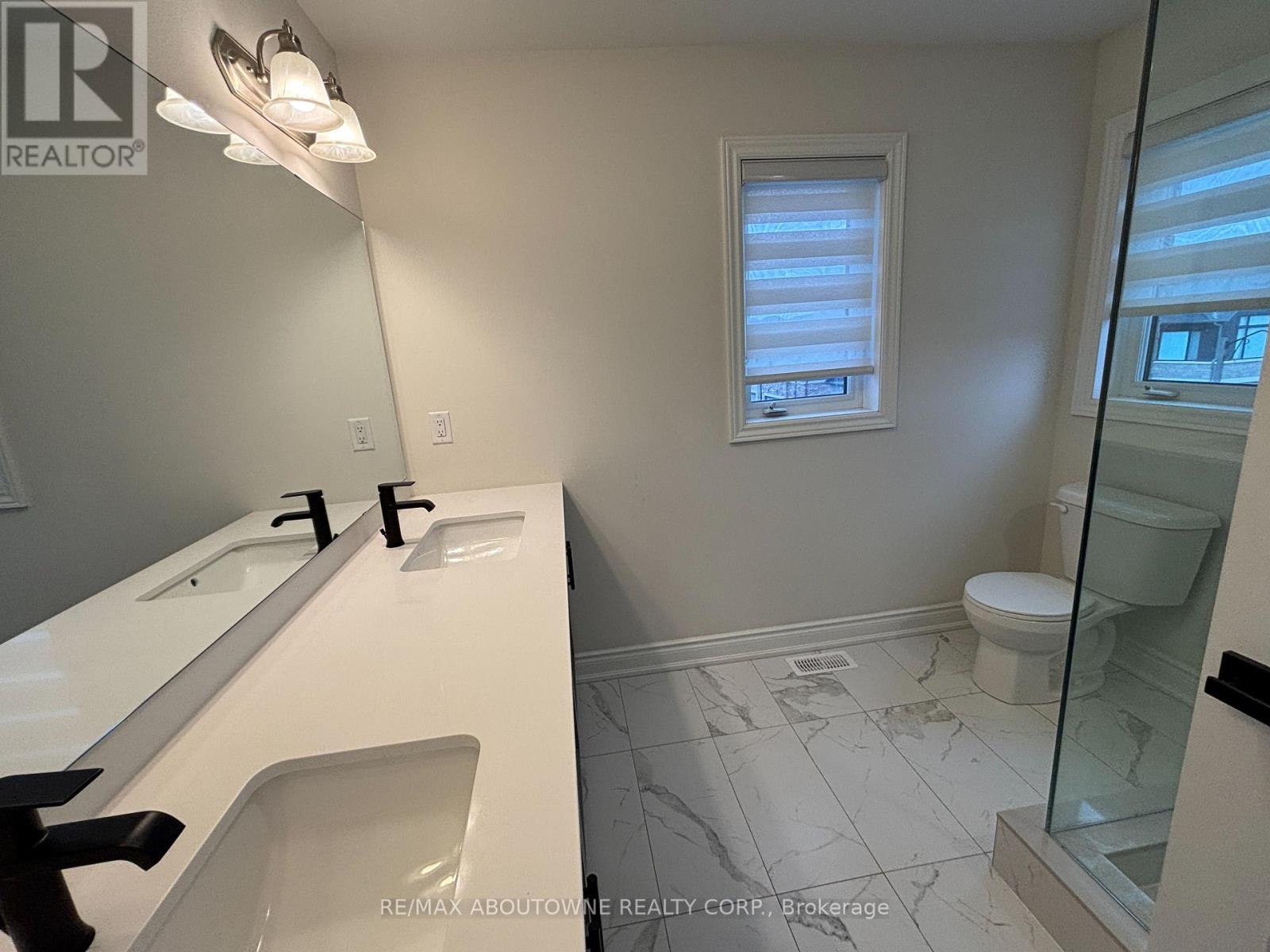 4 Bowbeer Road, Oakville, Ontario  L6H 0Z5 - Photo 30 - W12489178