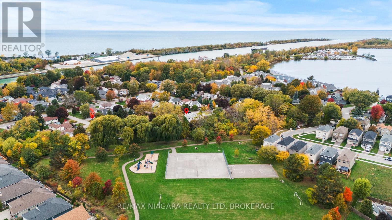 28 Runcorn Street, St. Catharines, Ontario  L2M 1N8 - Photo 3 - X12489186