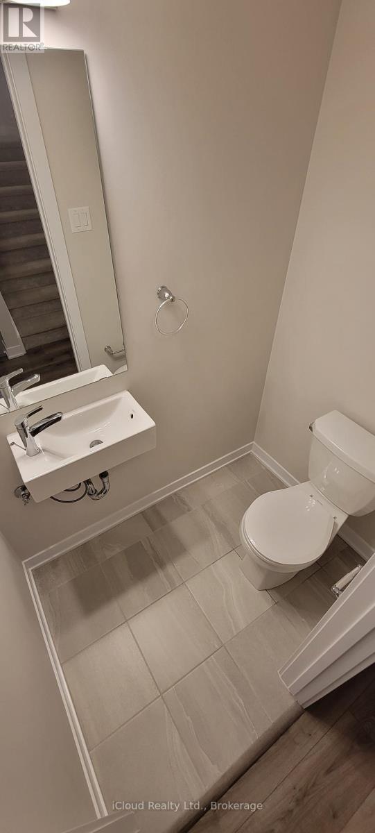 318 Catsfoot Walk, Ottawa, Ontario  K2J 7G9 - Photo 3 - X12489164