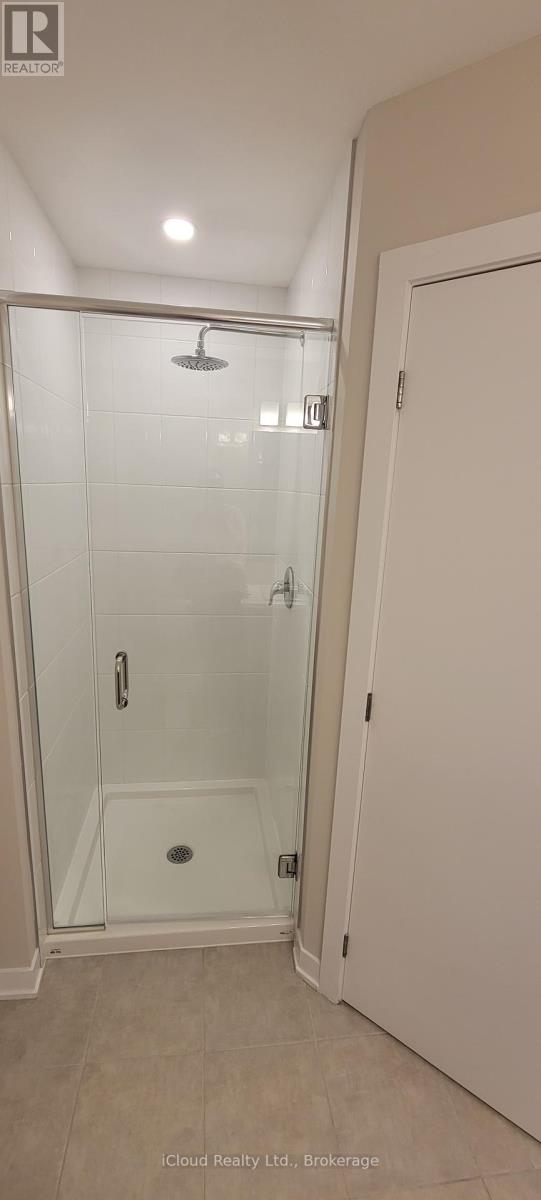 318 Catsfoot Walk, Ottawa, Ontario  K2J 7G9 - Photo 7 - X12489164