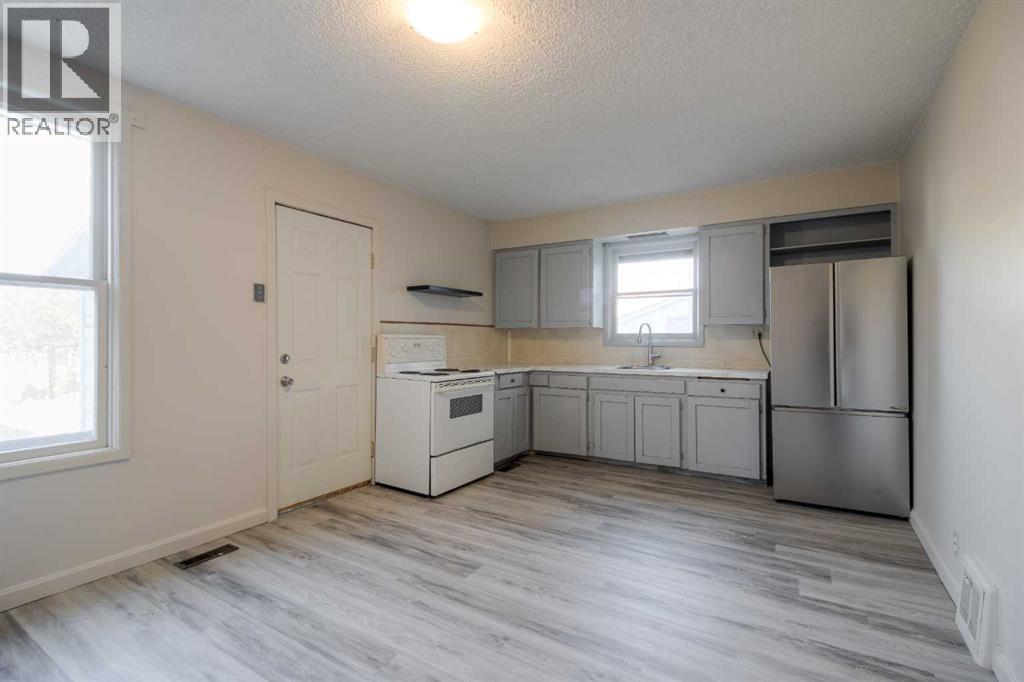 316 15 Street S, Lethbridge, Alberta  T1J 2Z2 - Photo 7 - A2267770