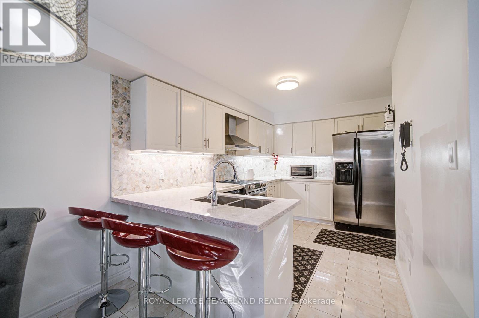 14 Oglevie Drive, Whitby, Ontario  L1R 2Y4 - Photo 14 - E12467362