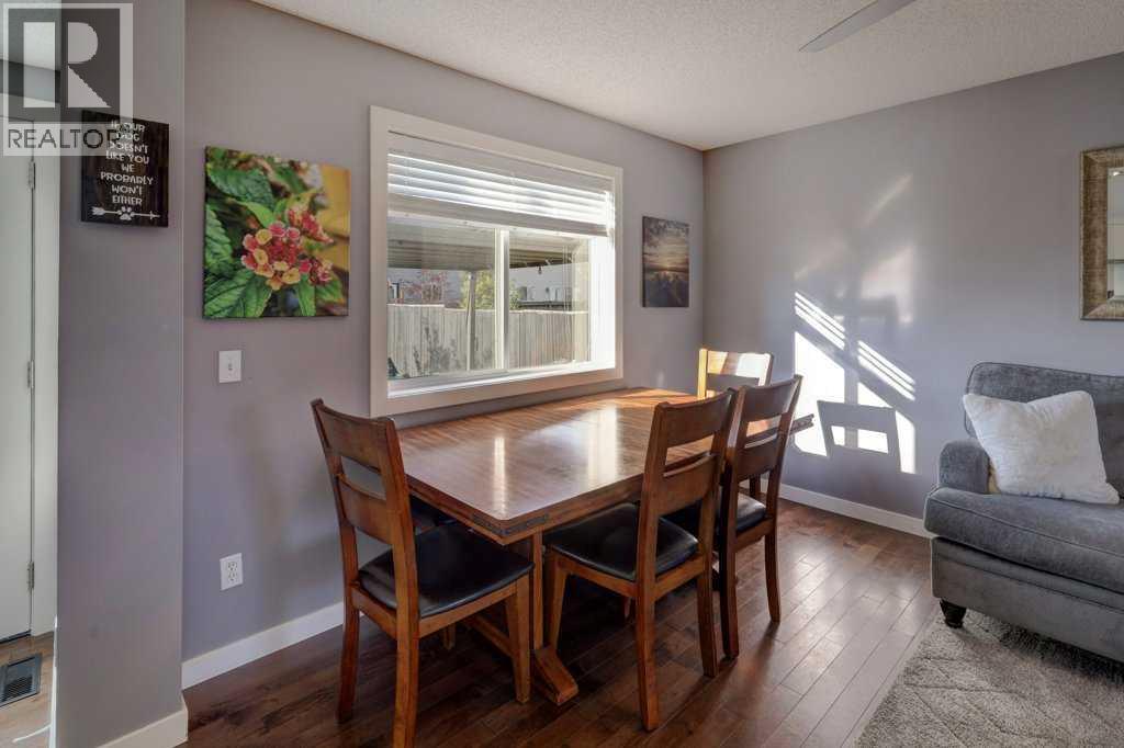 43 Canoe Square Sw, Airdrie, Alberta  T4B 2N5 - Photo 6 - A2260634