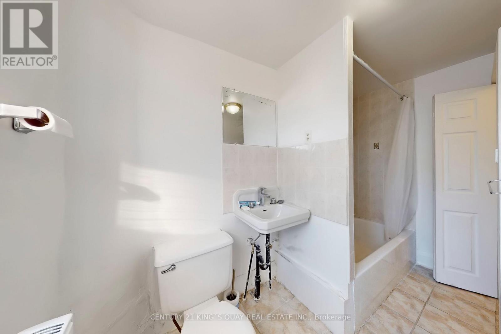 229 Bellwoods Avenue, Toronto, Ontario  M6J 2R2 - Photo 45 - C12489202