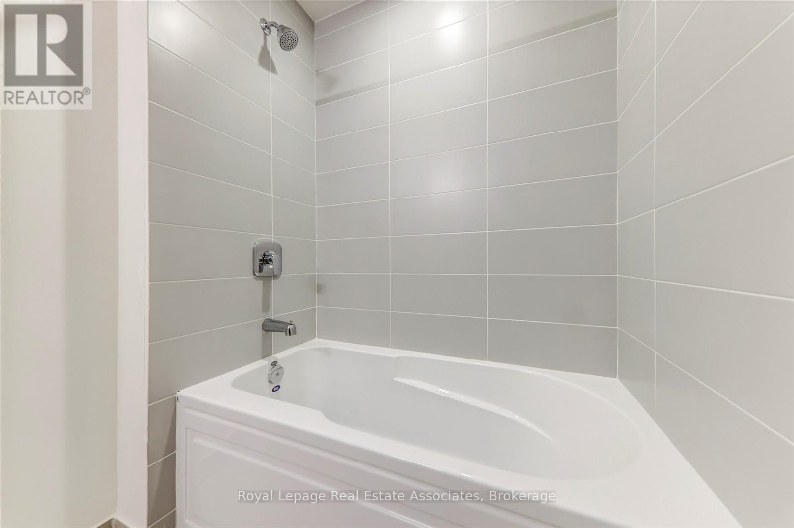 328 - 3270 Sheppard Avenue E, Toronto, Ontario  M1T 3K3 - Photo 21 - E12489190