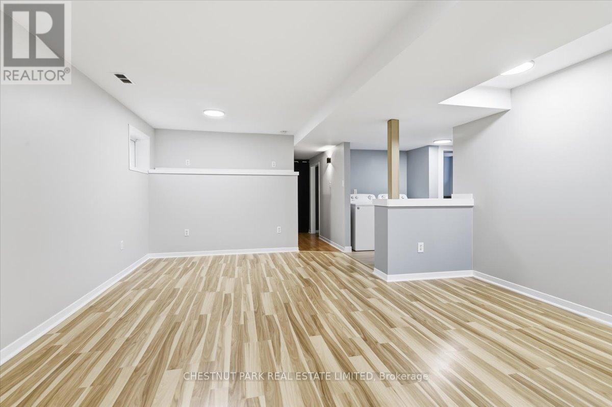 49 Sandra Drive, Georgina, Ontario  L0E 1R0 - Photo 24 - N12489180