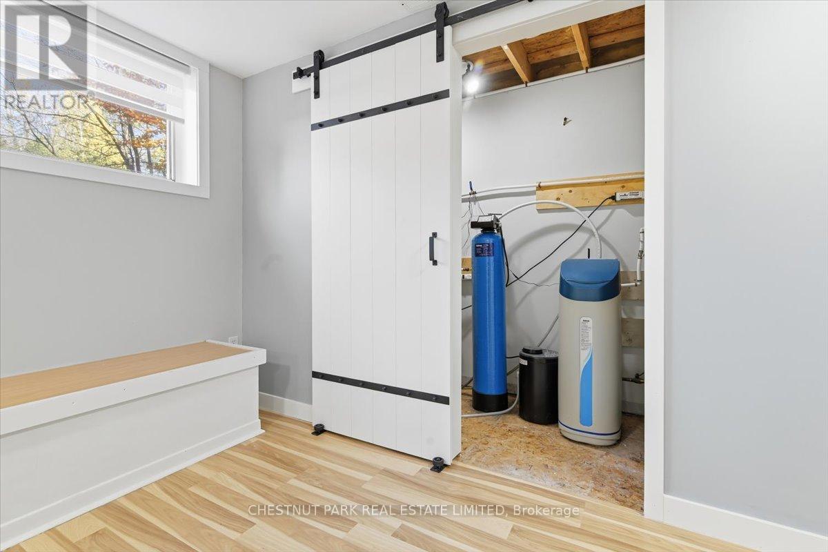 49 Sandra Drive, Georgina, Ontario  L0E 1R0 - Photo 27 - N12489180