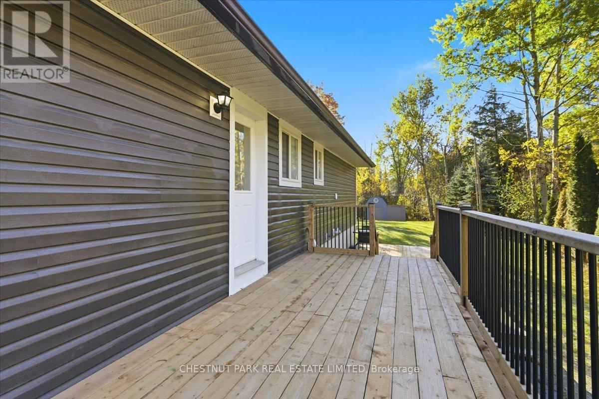 49 Sandra Drive, Georgina, Ontario  L0E 1R0 - Photo 32 - N12489180
