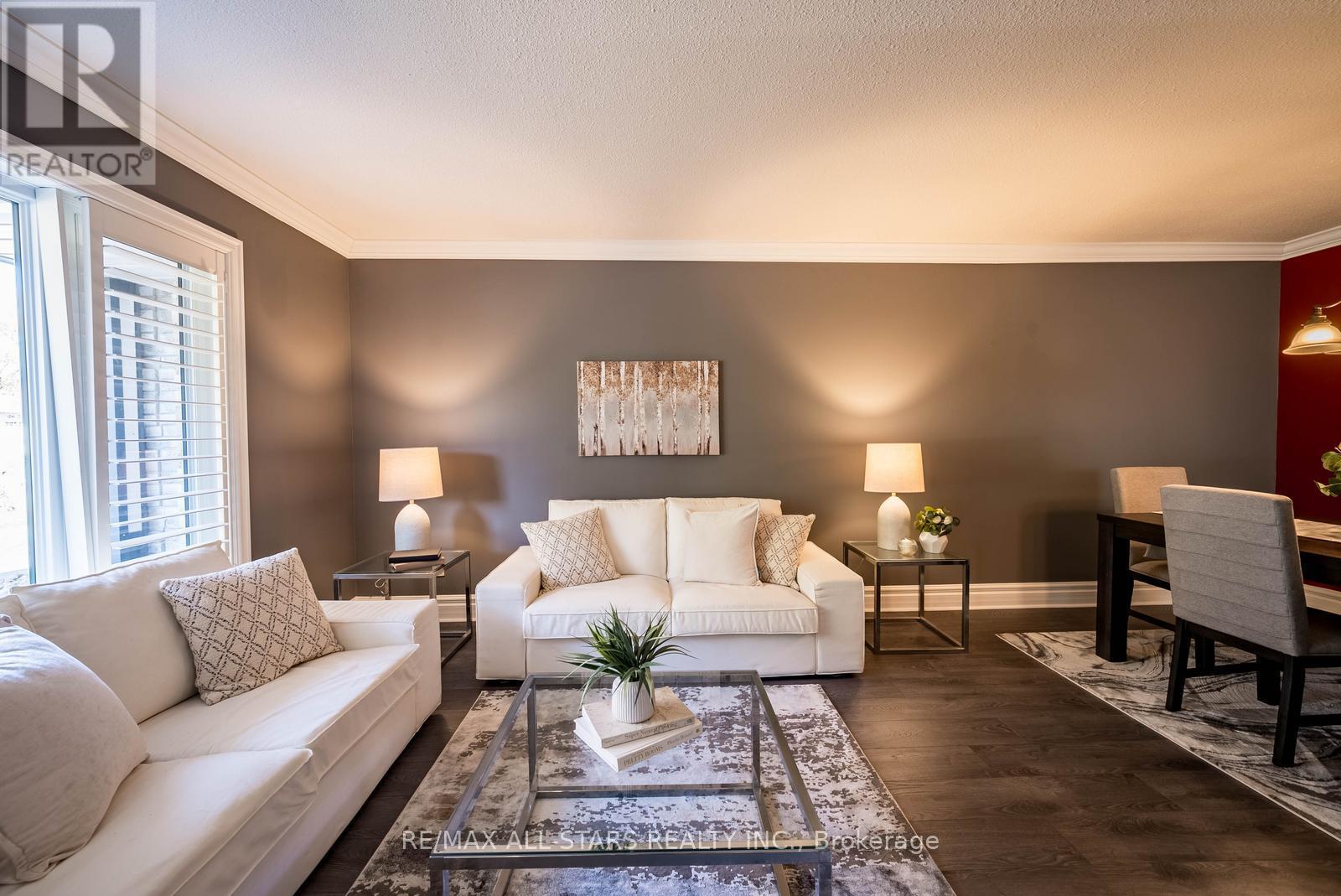 49 Shannon Road, East Gwillimbury (Mt Albert), Ontario  L0G 1M0 - Photo 13 - N12489206