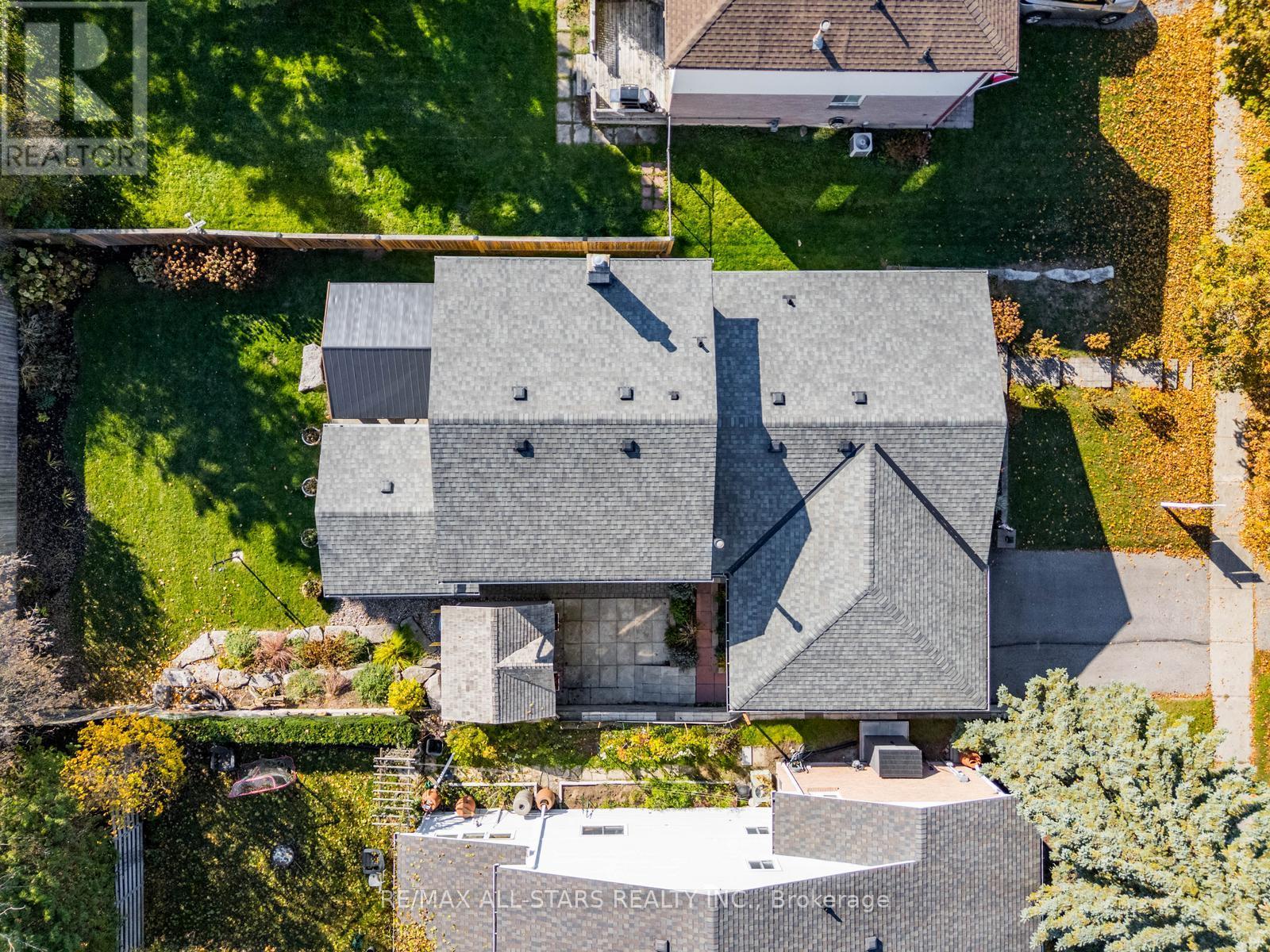 49 Shannon Road, East Gwillimbury (Mt Albert), Ontario  L0G 1M0 - Photo 45 - N12489206