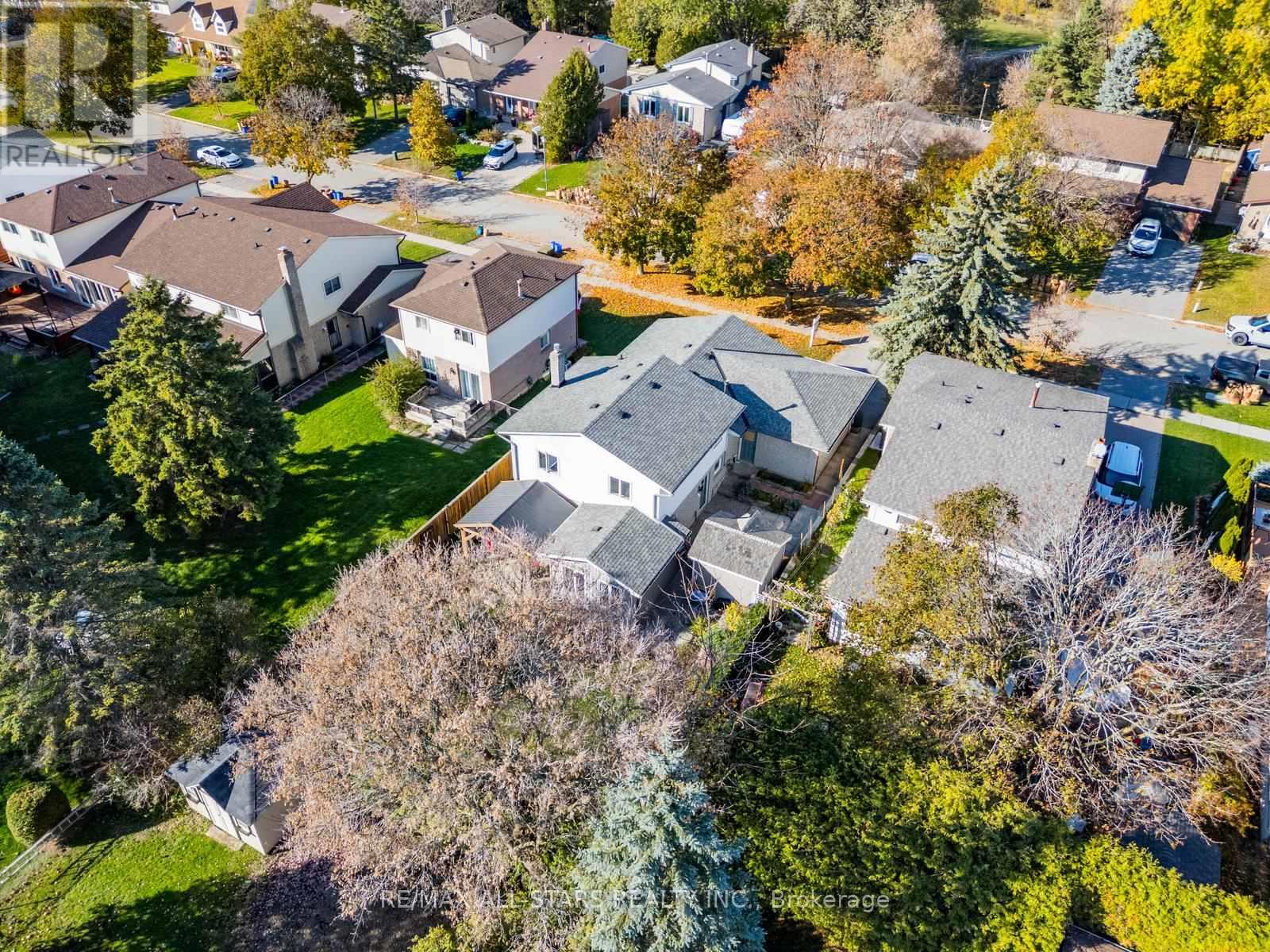 49 Shannon Road, East Gwillimbury (Mt Albert), Ontario  L0G 1M0 - Photo 47 - N12489206