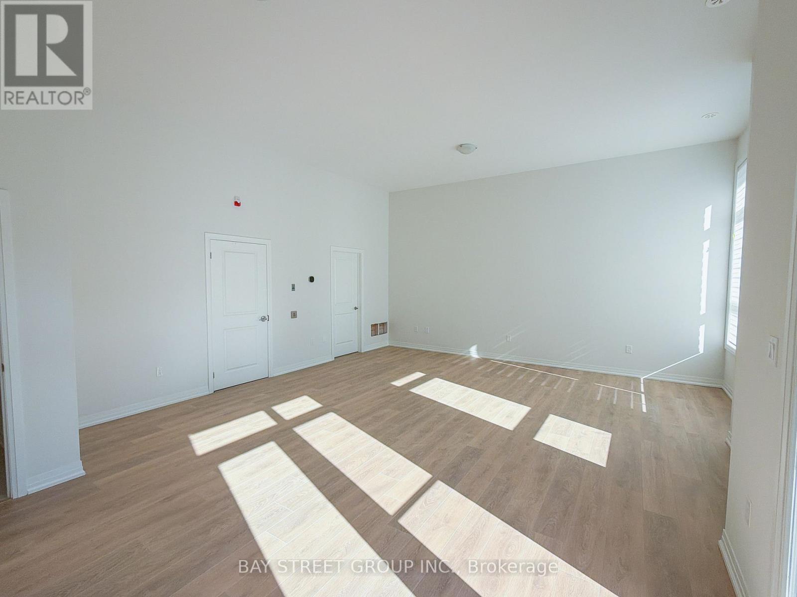 55 Harold Wilson Lane, Richmond Hill, Ontario  L4S 1N5 - Photo 6 - N12489226