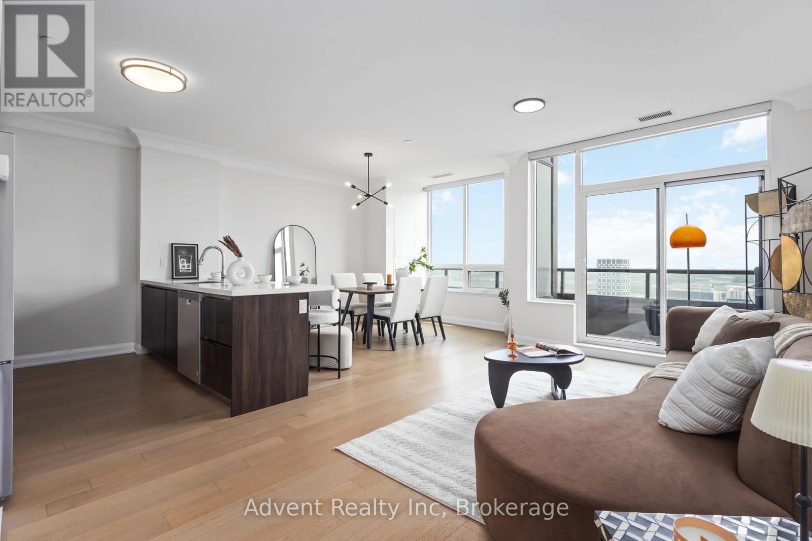 Ph06 - 15 Water Walk Drive, Markham, Ontario  L6G 0G2 - Photo 3 - N12489230