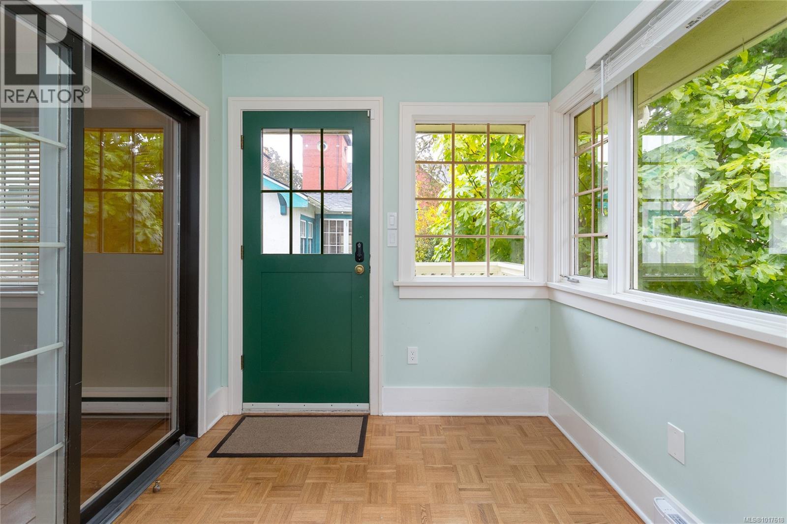 2051 Granite St, Oak Bay, British Columbia  V8S 3G4 - Photo 31 - 1017618