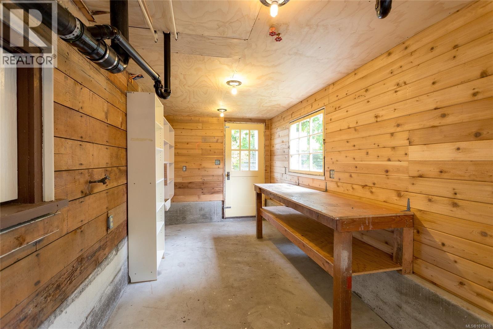 2051 Granite St, Oak Bay, British Columbia  V8S 3G4 - Photo 45 - 1017618