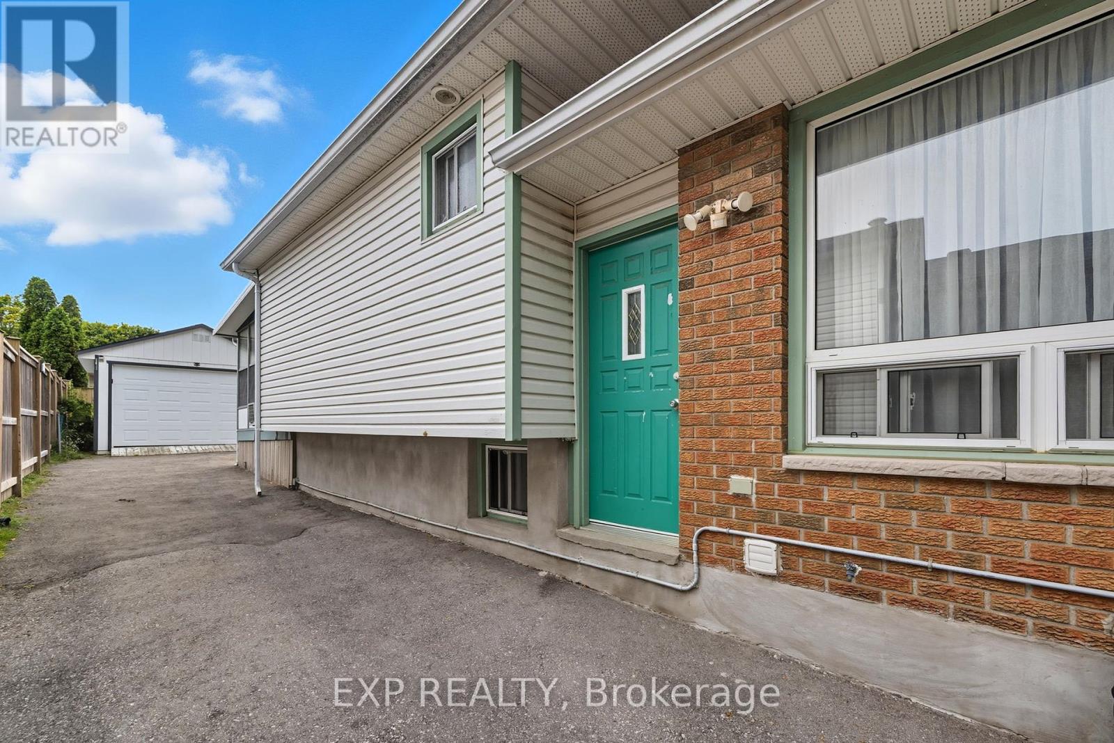 981 Jalna Boulevard, London South, Ontario  N6E 2R2 - Photo 10 - X12489246