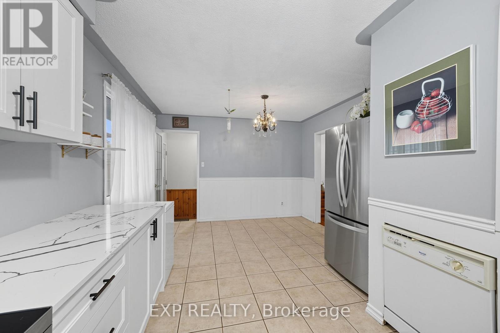 981 Jalna Boulevard, London South, Ontario  N6E 2R2 - Photo 20 - X12489246