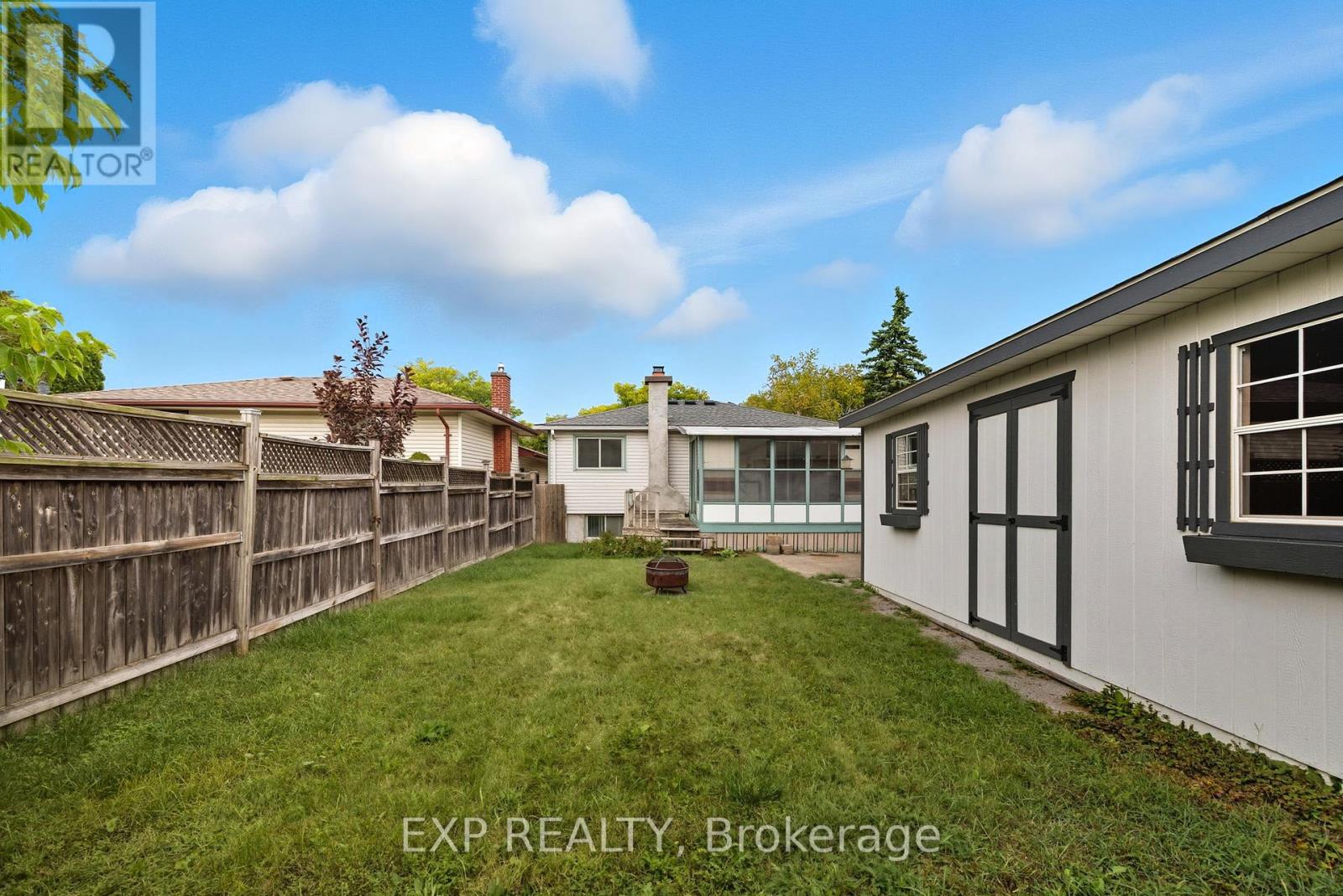 981 Jalna Boulevard, London South, Ontario  N6E 2R2 - Photo 8 - X12489246