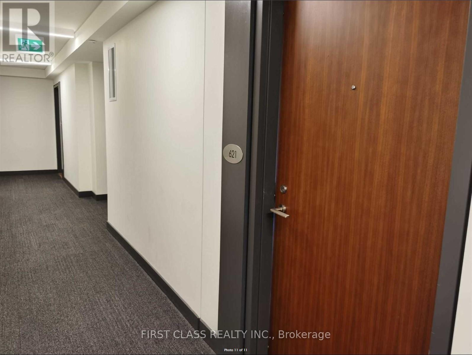 621 - 160 Flemington Road, Toronto, Ontario  M6A 1N6 - Photo 11 - W12489234