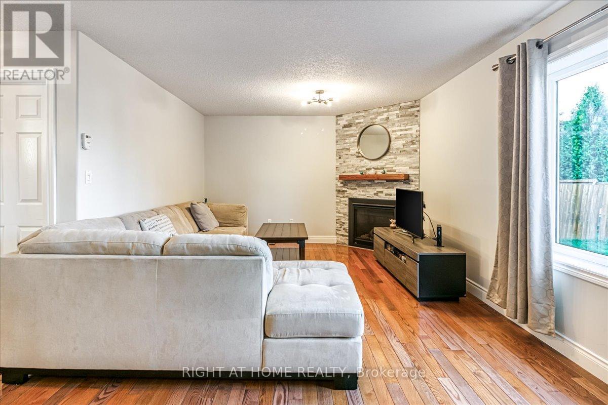 14 Abigail Court, Greater Sudbury, Ontario  P3A 6C1 - Photo 10 - X12489200