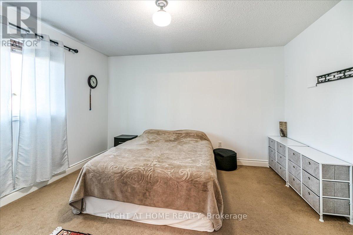 14 Abigail Court, Greater Sudbury, Ontario  P3A 6C1 - Photo 18 - X12489200