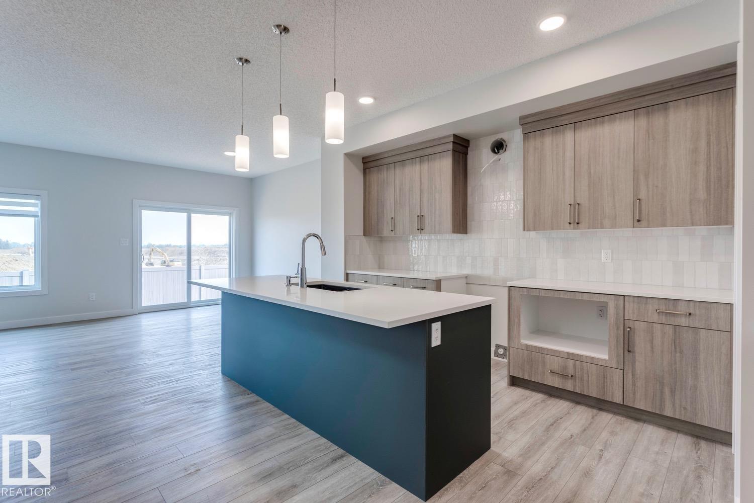 19019 20 Av Nw, Edmonton, Alberta  T6M 3E8 - Photo 8 - E4463966